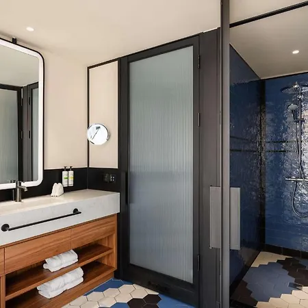 Pullman 5*