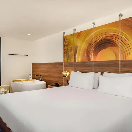 Pullman Budapest